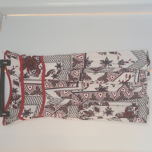 Dress - Picture 3 of 6